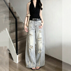 批发上架72小时有货-<b class='q'>欧洲站</b>2026夏季新款破洞薄款女款显瘦<b class='q'>牛仔裤</b>长裤
