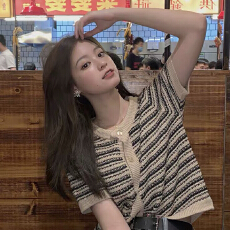 批发超火复古小香风洋气百搭短袖圆领短款撞色条纹针织衫T恤上衣女夏