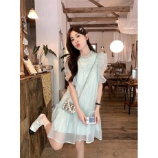 批发法式甜美<b class='q'>可爱</b>减龄小飞袖<b class='q'>连衣裙</b>女夏季高级感气质仙女裙宽松短裙子