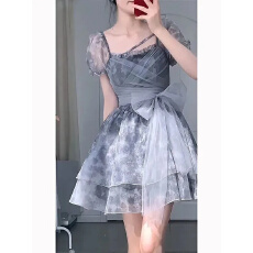 批发品质带亮片法式甜辣超仙收腰显瘦泡泡袖方领连衣裙公主<b class='q'>蓬蓬裙</b>