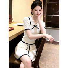 批发白色<b class='q'>背心</b><b class='q'>女</b>2026新款夏外穿设计感法式辣妹修身针织无袖百搭上衣