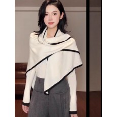 批发小香风白色拼色长袖<b class='q'>T</b><b class='q'>恤</b> 2026新款