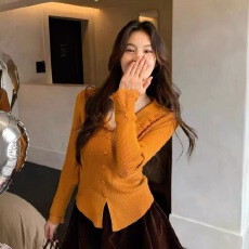 批发秋冬季设计感<b class='q'>蕾丝</b>花边针织开衫女新款韩系娃娃领显瘦气质长袖