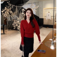 批发秋冬法式交叉v领红色针织衫女<b class='q'>宽松</b>收腰显瘦蝙蝠袖上衣