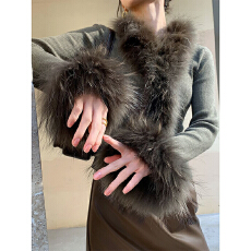 批发2*2罗纹德绒 法式纯欲风毛毛领长袖打底衫女秋季新款正肩修身<b class='q'>T</b><b class='q'>恤</b>