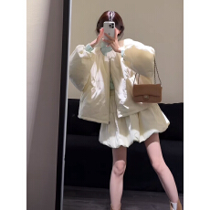 批发2025<b class='q'>新款</b>今年流行90<b class='q'>羽绒服</b>女小个子短款加厚保暖白鸭绒外套冬季