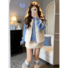 批发巨好看马甲叠穿毛衣连衣裙<b class='q'>女</b>秋冬季2026新款包臀短裙穿搭一整套装