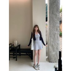 批发DouDou痘 条纹吊带<b class='q'>连衣裙</b>女<b class='q'>春秋</b>外穿2025新款修身显瘦短裙子套装