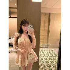 批发Lukira 仲夏凉凉裙 粉色天丝方领小飞袖<b class='q'>连衣裙</b>女夏季蕾丝拼接短裙