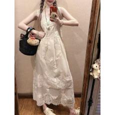 批发2026年春法式重工蕾丝刺绣<b class='q'>连衣裙</b>女白色仙女度假收腰气质吊带长裙
