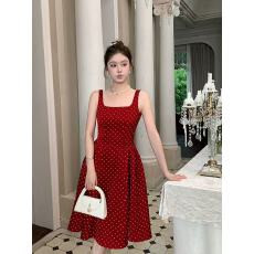 批发波点连衣<b class='q'>裙</b>收腰显瘦千金风法式复古吊带连衣<b class='q'>裙</b>女