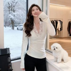 批发性感纯欲白色蕾丝V领长袖T恤女秋冬紧身显瘦<b class='q'>胖</b>mm<b class='q'>内</b>搭打底上衣