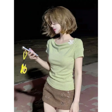 批发垂折领不规则<b class='q'>花朵</b>拼接短袖t恤女夏短款上衣