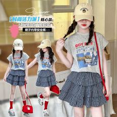 批发女童<b class='q'>夏</b>季美式复古套装2025新款儿童短袖t恤格子蛋糕半身裙两件套