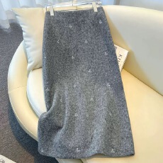 批发超好看羊毛<b class='q'>半身裙</b>女冬季2025<b class='q'>新款</b>蝴蝶结刺绣毛呢a字直筒包臀裙子