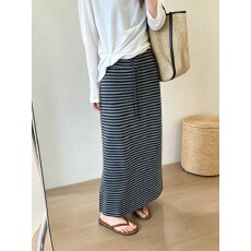 批发复古<b class='q'>百搭</b>不挑人慵懒风冰丝条纹女直筒开叉显瘦遮跨半身裙