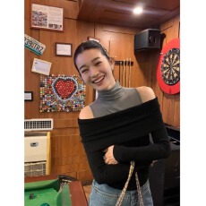 批发1_1随心裁260克设计撞色露肩拼接长袖修身辣妹上衣显瘦打底