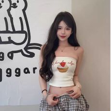 批发甜辣妹白色美背小抹胸女夏季设计感显瘦无袖外穿短款上衣