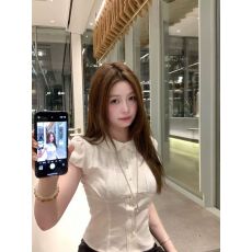 批发短袖<b class='q'>衬衫</b>女夏季甜美白色小衫巨好看法式上衣气质泡泡袖<b class='q'>娃娃领</b><b class='q'>衬衣</b>