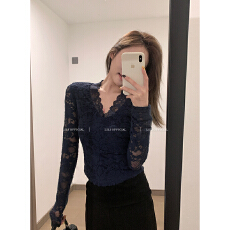 批发加厚别致蕾丝V领纯欲高级感<b class='q'>打底衫</b>女秋冬修身显瘦内搭百搭上衣