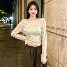 批发天丝螺纹#斜肩抽褶收腰碎花长袖t恤女韩系独特漂亮修身显瘦<b class='q'>上衣</b>