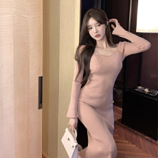 批发粉色长袖针织连衣裙女秋冬2026<b class='q'>新款</b>中长款内搭打底修身包臀毛衣裙
