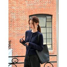 复古藏青色圆领长袖短款扭花刺绣开衫毛针织衫 显瘦通勤