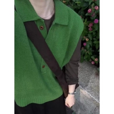 批发今年流行漂亮绿色Polo领<b class='q'>针织</b><b class='q'>背心</b>上衣女秋冬无袖叠穿外搭毛衣马甲