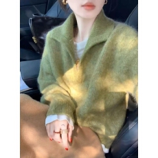 批发欧货高端宽松休闲针织衫长袖慵懒风2025冬季软糯舒适<b class='q'>羊绒</b>毛衣