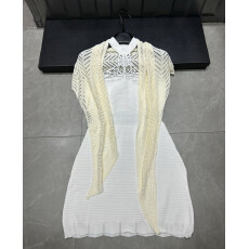 批发2025年秋季慵懒氛围极简百搭<b class='q'>连衣裙</b>镂空大版三角披肩两件套