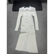 批发2025春秋冬新款高端轻奢名媛女神范中长款单排扣针织<b class='q'>连衣裙</b>