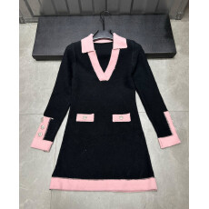 批发2025气质小香风高级感回纹针织<b class='q'>撞色</b>粉色<b class='q'>连衣裙</b>修身显瘦裙