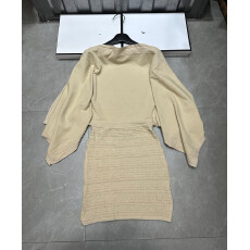 批发2025年春秋冬季新款苗条显瘦蝙蝠袖包臀裙一字领纯色<b class='q'>连衣裙</b>