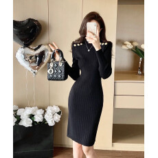 批发小香风名媛金属扣长袖修身包臀收腰显瘦打底针织<b class='q'>连衣裙</b>女2025秋冬