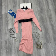 批发纯欲气质交叉V领长袖针织<b class='q'>连衣裙</b>女秋冬内搭收腰显瘦约会包臀长裙