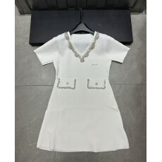 批发法式小香风重工水钻<b class='q'>连衣裙</b>女高级感气质收腰显瘦千金风<b class='q'>连衣裙</b>