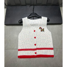 批发学院风无袖针织开衫<b class='q'>马甲女</b>秋冬新款韩系爱心纽扣叠穿坎肩背心