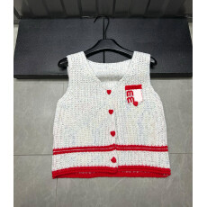 批发爱心纽扣针织马甲春秋冬季2025<b class='q'>新款</b>坎肩秋款小公主洋气秋装<b class='q'>背心</b>