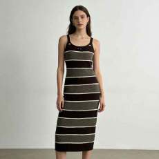 批发20256年新款打底条纹针织吊带<b class='q'>连衣裙</b>修身背心裙内搭长裙子