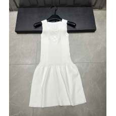 批发法式复古圆领<b class='q'>无袖</b>背心<b class='q'>连衣裙</b>女夏季新款时尚减龄收腰花苞短裙