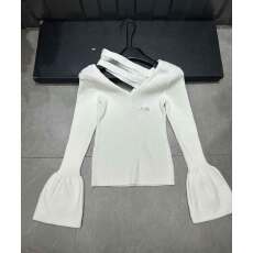 批发斜带喇叭袖 v领<b class='q'>长袖</b>针织衫冬季内搭打底<b class='q'>T</b><b class='q'>恤</b>纯欲性感外穿收腰上衣