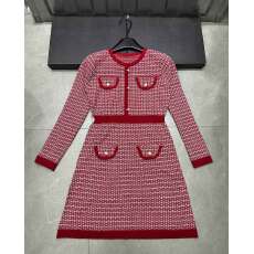 批发法式高级感小香风针织<b class='q'>连衣裙</b>女秋冬新款小个子打底内搭毛衣裙