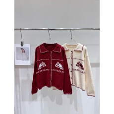 批发红色提花针织开衫本命新年战袍<b class='q'>毛衣</b>女新款冬季圣诞节上衣开衫