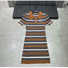 批发复古法式撞色条纹针织<b class='q'>连衣裙</b>女夏季新款纯欲修身显瘦时尚包臀短裙