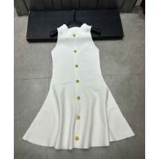 批发2026年春季新款背心针织<b class='q'>连衣裙</b>无袖收腰蓬蓬裙小个子内搭打底裙