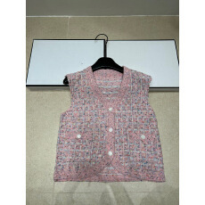 批发2026年春夏新款口袋V领单排扣针织<b class='q'>马甲</b>背心女士叠穿坎肩毛衣