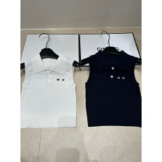 批发2026年春夏新款针织字母翻领<b class='q'>无袖</b>套头<b class='q'>背心</b>修身显瘦百搭女<b class='q'>背心</b>