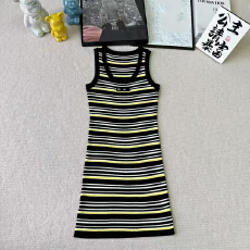 批发2026年春夏新款针织字母条纹无袖套头<b class='q'>连衣裙</b>修身显瘦百搭女裙子