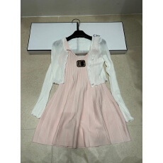 批发2026年夏季新款针织M金线字母无袖背心<b class='q'>连衣裙</b>+长袖防晒开衫两件套