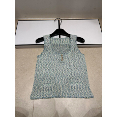 批发2026年夏季新款针织香牌玫瑰扣蓝色无袖套头背心修身显瘦百搭潮品